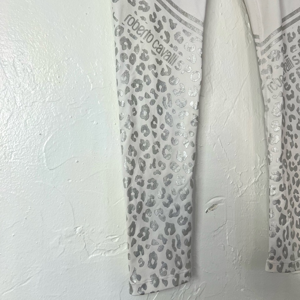 Roberto Cavalli Sport White Leggings with Metallic Silver Leopard Logo Print - Picture 2 of 7